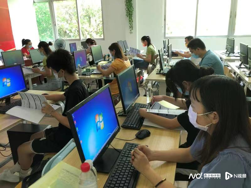 巾幗在行動(dòng)、服務(wù)促發(fā)展 松崗開(kāi)展賦能企業(yè)員工基礎(chǔ)軟件技術(shù)服務(wù)技能培訓(xùn)